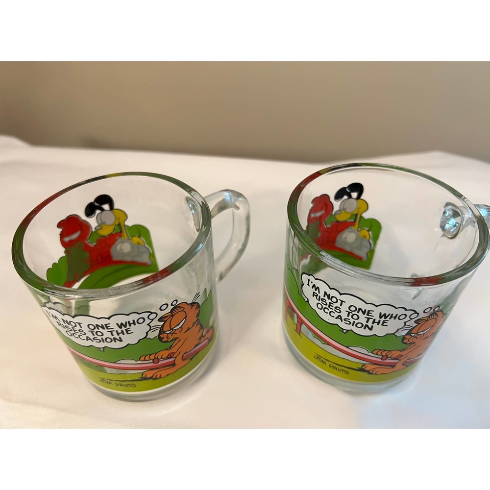 Garfield McDonalds Glass Mug 2 set I am not one who rises to the occasion